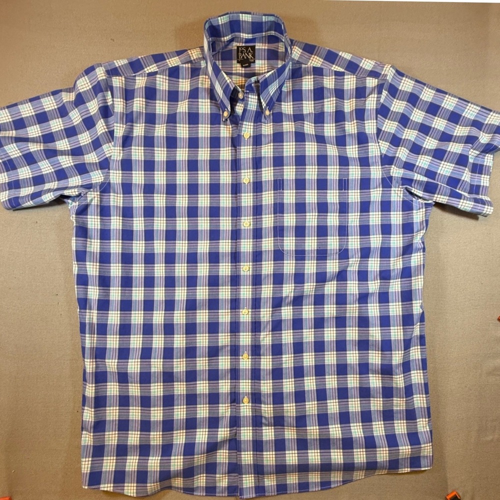 Jos A Bank Travelers Mens 2XB Blue Plaid Short Sleeve Button Up Shirt 2127